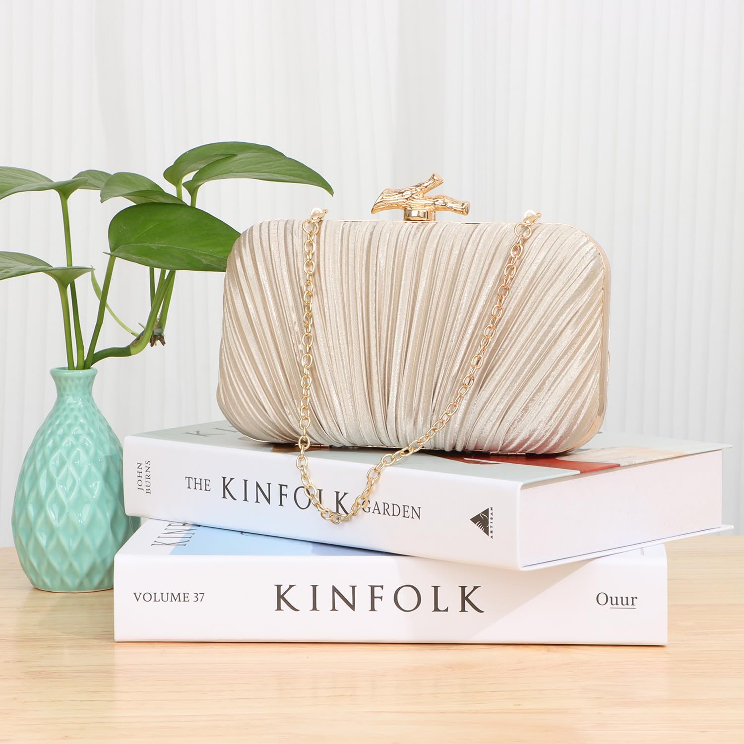 Clutch Purses for Women Evening Bag Pleated Clutch Bag with Chain for Wedding Party - Image 6